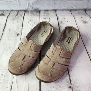 Clarks leather slip on walking flats